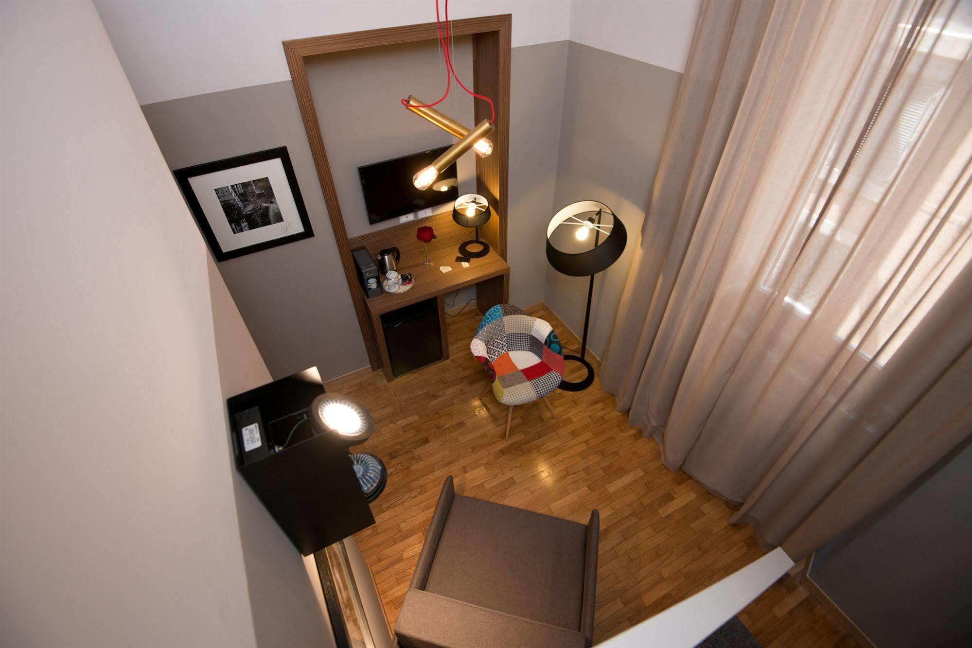 Отель Assunta Domus Рим Экстерьер фото